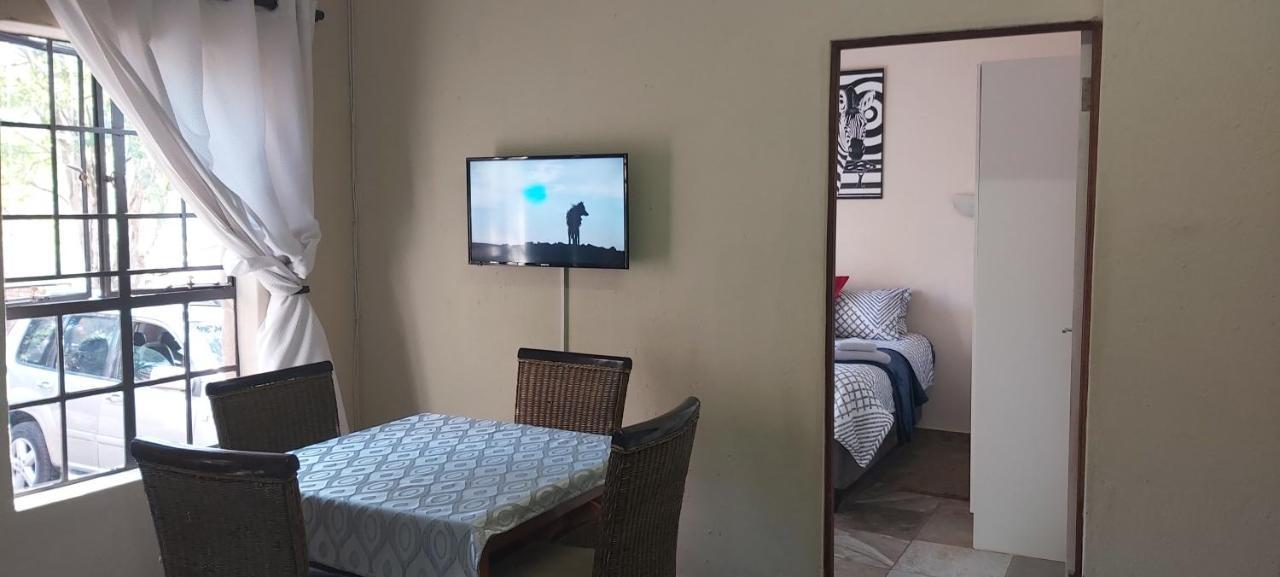 13 @ Rhinoroad Nelspruit Apartment Mbombela Екстериор снимка
